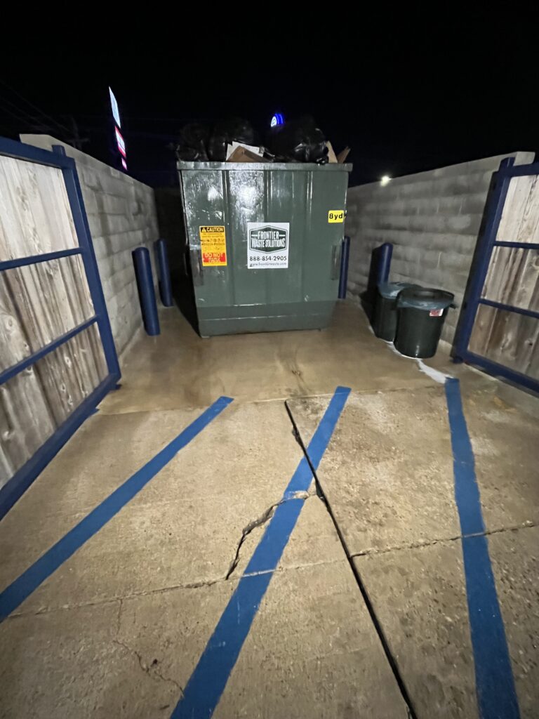 Pressure washing commercial