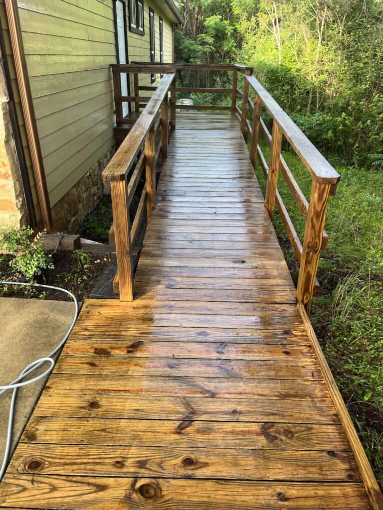 residential pressure washing services in Waco, TX